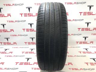 шина Rivian R1T 1 поколение 2022